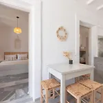 Artemida בית נופש *