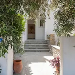 Artemida בית נופש *