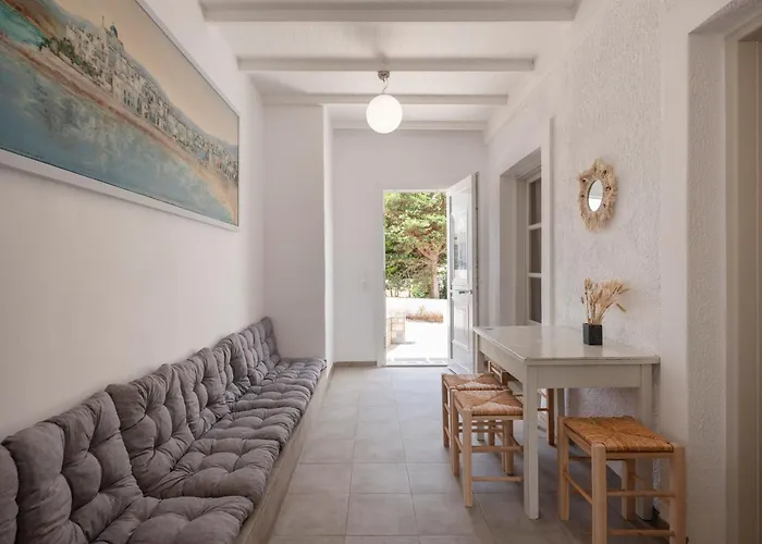 Artemida * Parikia (Paros)