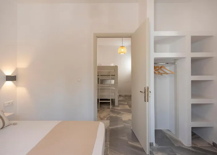 Artemida * Parikia (Paros)